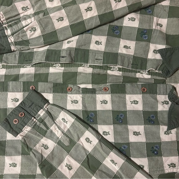 Fashion Bug Green and White Plaid Shirt with Blue Floral Accents - Picture 3 of 8